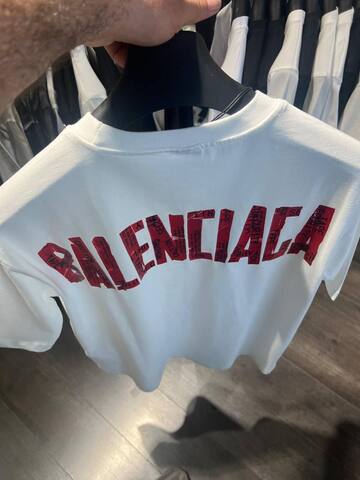 Футболка Balenciaga 490152white