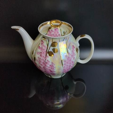 Чайник заварочный фарфоровый Дулево ФЗ из сервиза "Розовая сирень", изящная ручная роспись цветов, позолота, перламутр, (объём-? мл), винтаж СССР 1988 год