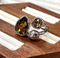 Кольцо разъемное с тремя цветными вставками в стилистике POISON DROP