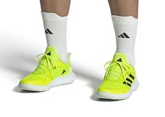 Теннисные кроссовки Adidas Defiant Speed M - lemon/aurora black/crystal jade