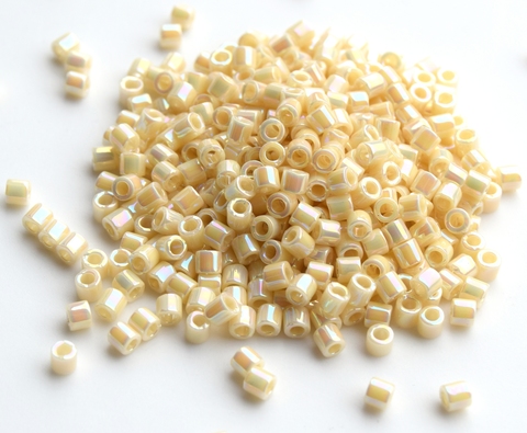 DBM-0157 Opaque Cream AB