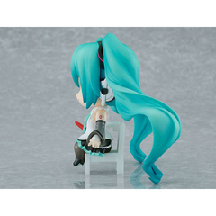 Фигурка Nendoroid Swacchao! Hatsune Miku Akai Hane 9 см 4580590126589
