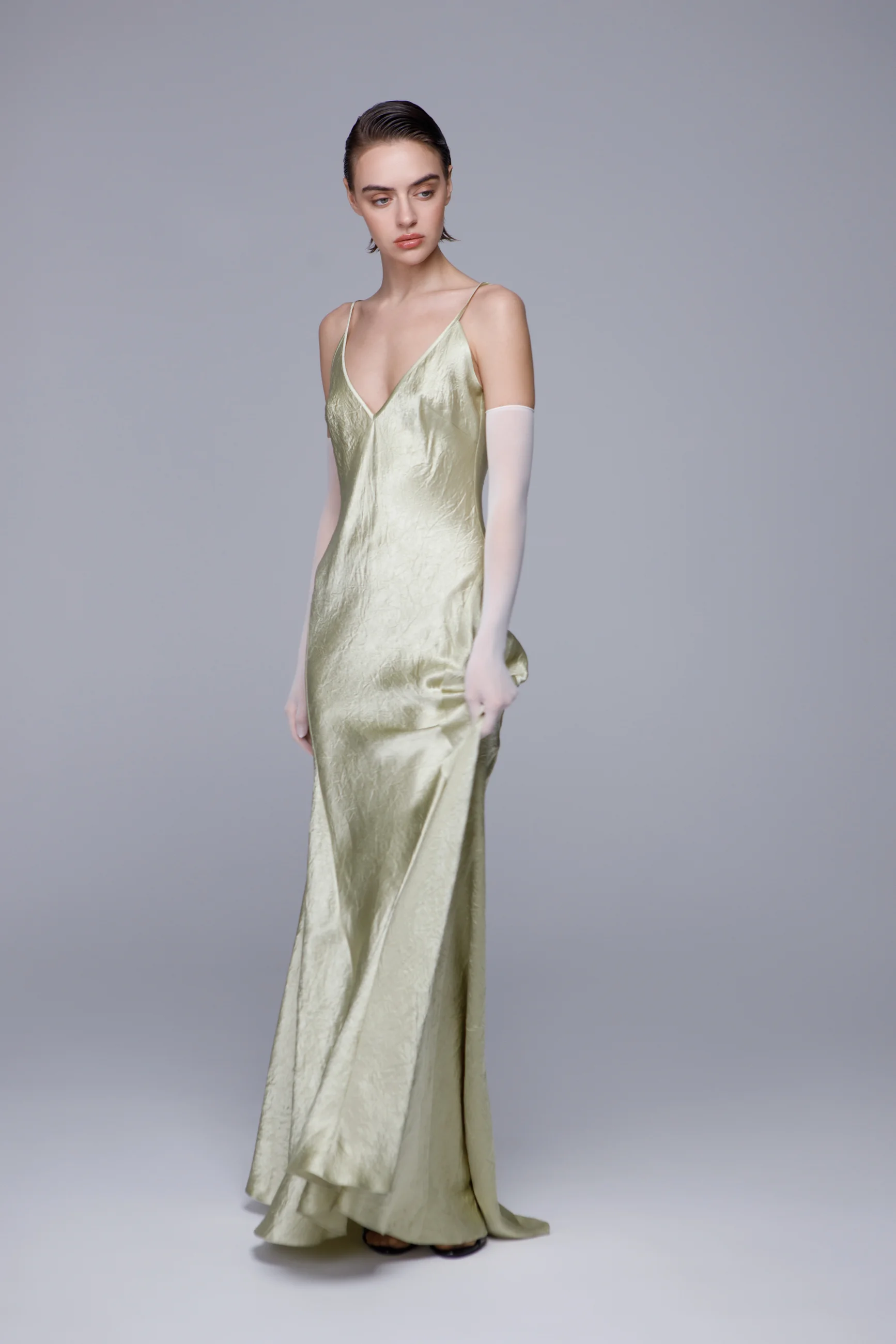 Комбинация из жатого атласа