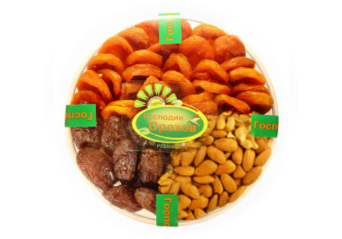 Смесь орехов и сухофруктов "Витаминка", 730г