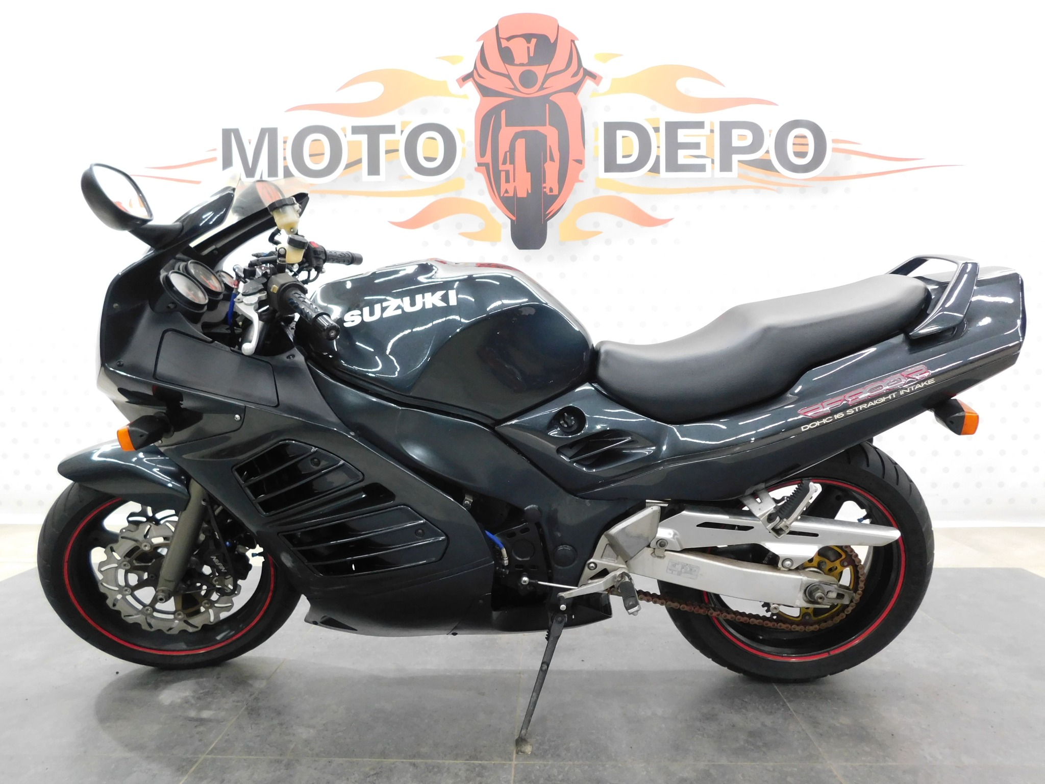 ������ �� 900