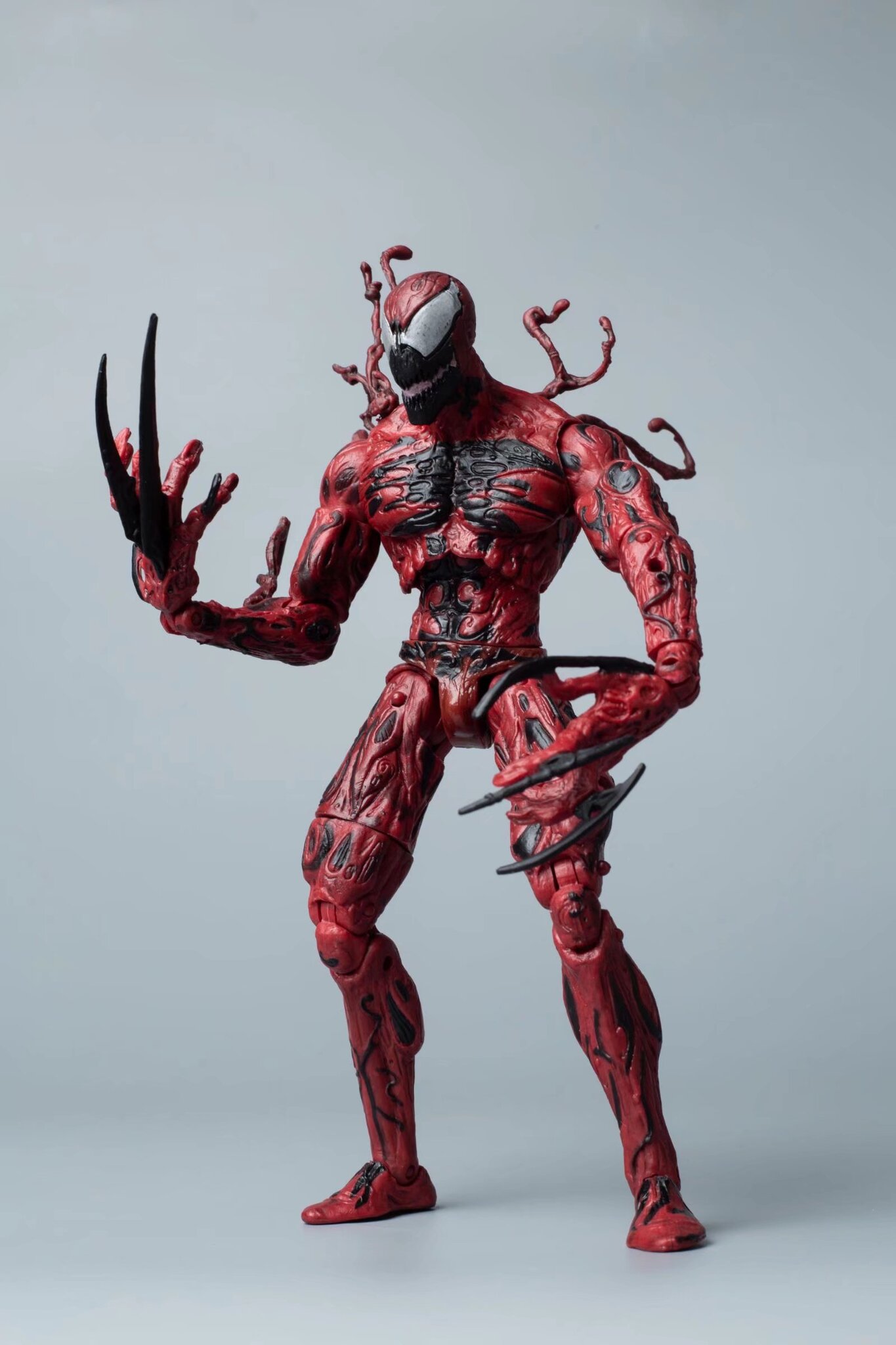 Фигурка Карнаж: купить игрушку Carnage Symbiote в интернет магазине  Toyszone.ru