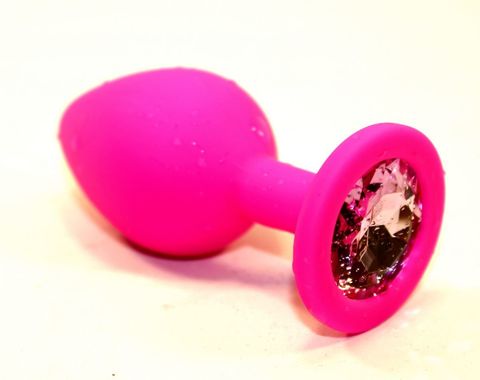 Розовая силиконовая анальная пробка с розовым стразом - 7 см. - 4sexdreaM 47410