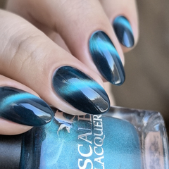 Лак для ногтей Что за … здесь происходит? | What The Hell Is Going On?