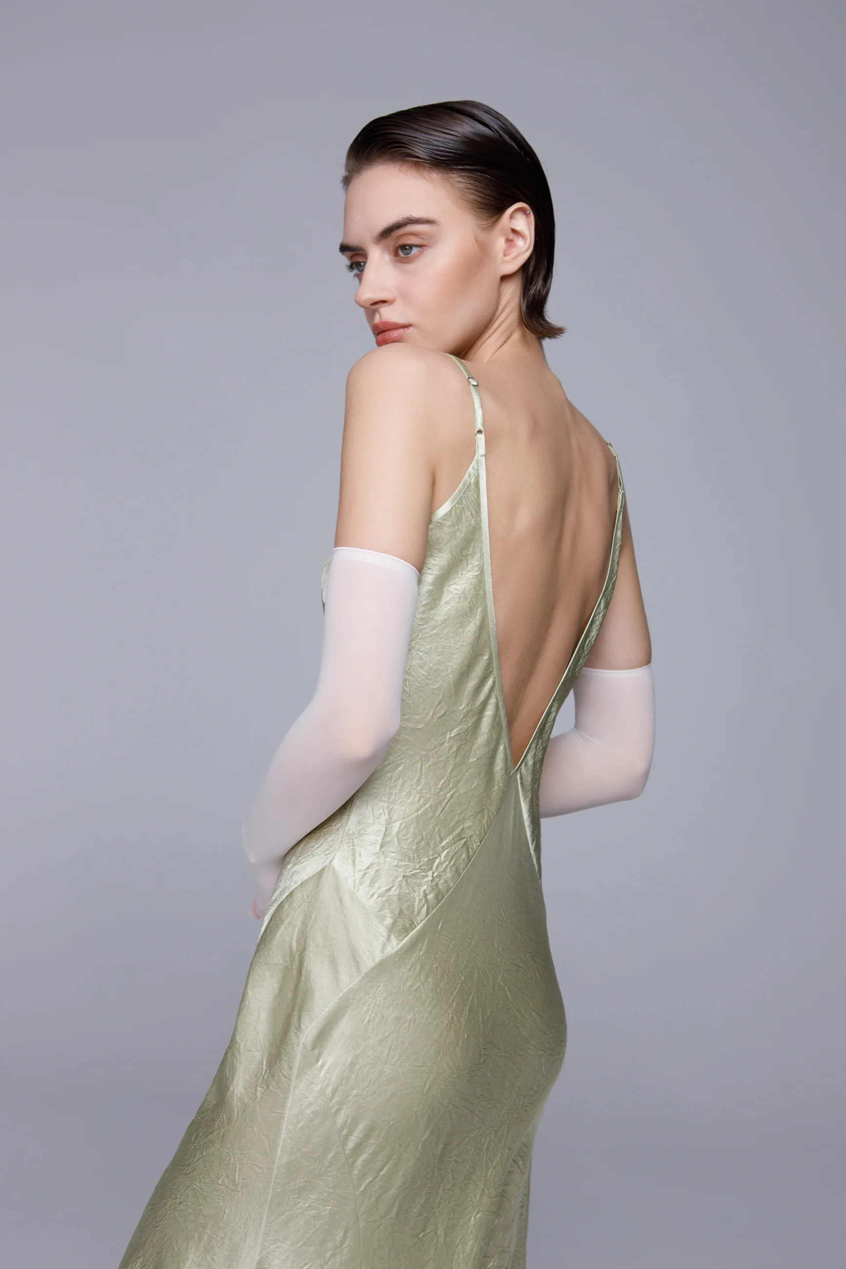 Комбинация из жатого атласа