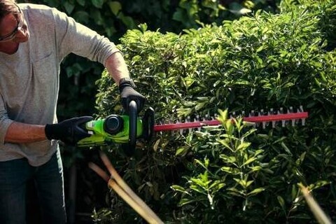 Кусторез Greenworks G40HT61, 40v, 60 см, без АКБ и ЗУ (аккумуляторный)