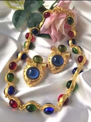 Колье-цепь в винтажном стиле с цветными вставками