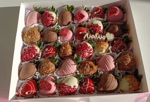 Клубника в шоколаде большая коробка 