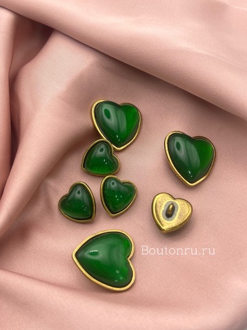 Пуговицы зеленые сердечки