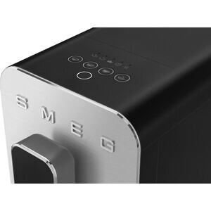 Кофемашина автоматическая Smeg BCC12BLMEU
