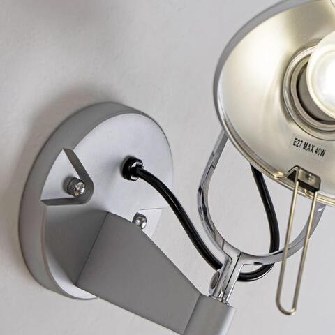 Настенный светильник Favourite Legend 1869-1W