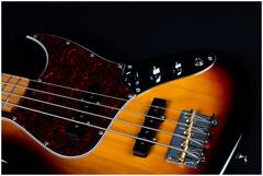 Бас-гитара 4 струны JET JJB-300 SB