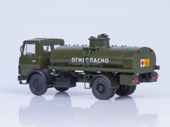 MAZ-5337 AC-9 fuel tanker khaki 1:43 AutoHistory