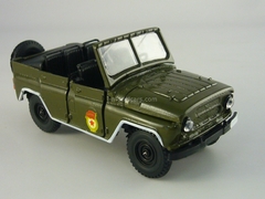 UAZ-469 Parade cabriolet 1:43 Agat Mossar Tantal