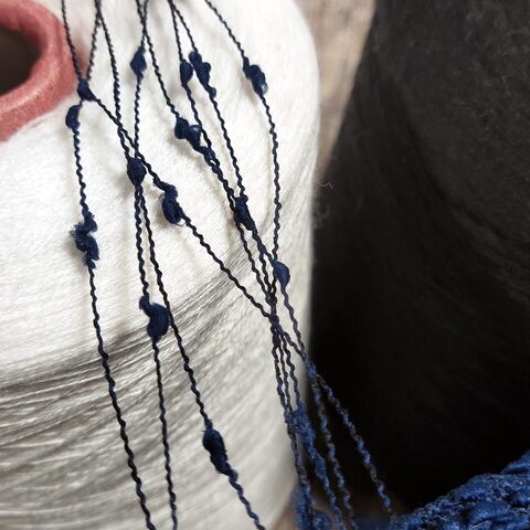 Пряжа фасонная VIMAR CARISIO / BOTTONATO 520 темно-синий