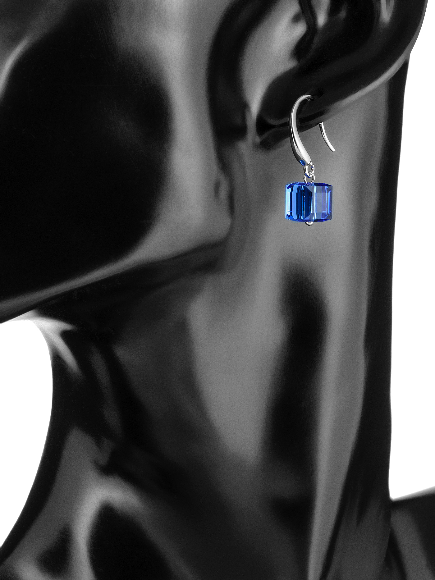 Серебряные серьги с Swarovski