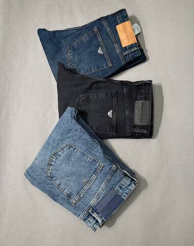 Джинсы armani 569479si
