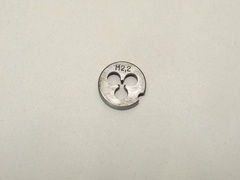 Плашка М2,2х0,45 (основной шаг) 9ХС d=15мм ФРЕЗЕР