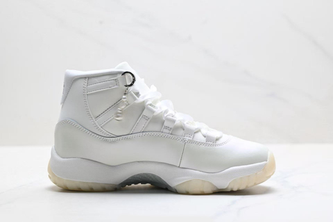 Air Jordan 11 'Pearl' 
