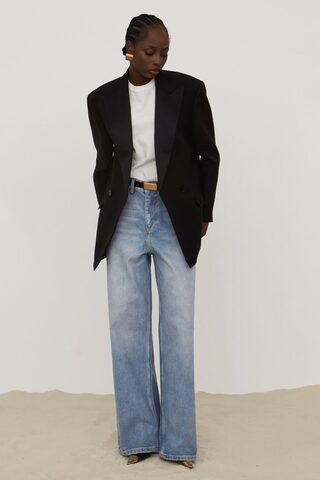 Джинсы объемного кроя