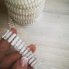 Полубусины на леске со стразами 