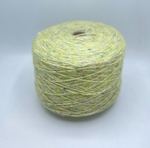 Linea Piu (пр.Италия), art.Scottish, 250м/100гр. 53%Меринос 23%Полиэстер 12% Акрил 12%Полиамид, цвет-Желто-зеленый на молочной основе,арт.31048