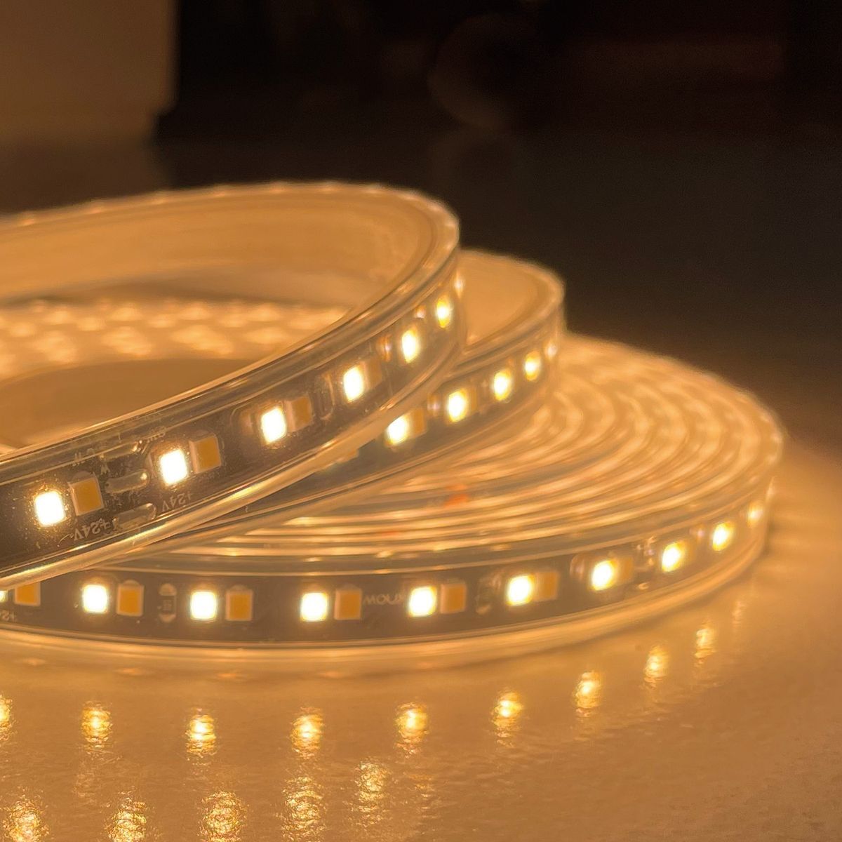 Светодиодная лента Favourite 19,8W/m 168LED/m 2835SMD от теплого до холодного 5M 2001-62020