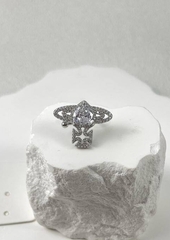 72135-kaff-zazhim-na-uho-v-stile-vivienn-westwood