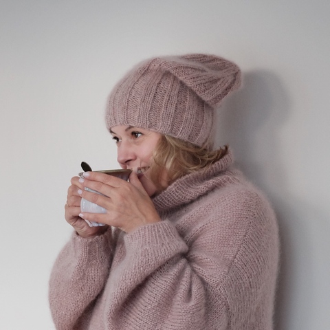 Описание ROSE FASON Set (шапка и свитер)