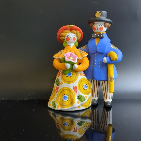 Авторская Дымковская игрушка Барыня с кавалером. Глина, ручная лепка и роспись, Киров-Дымка, винтаж 1970-1990 гг. Автор Н. Ефремова