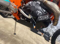 Пластиковая защита KTZ для мотоцикла XGZ K26 PR300 (4T ZS175FMM, б.вал) 2024