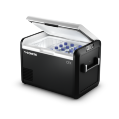 Компрессорный автохолодильник Dometic CoolFreeze CFX3 55 (12V/24V/220V, 55л)