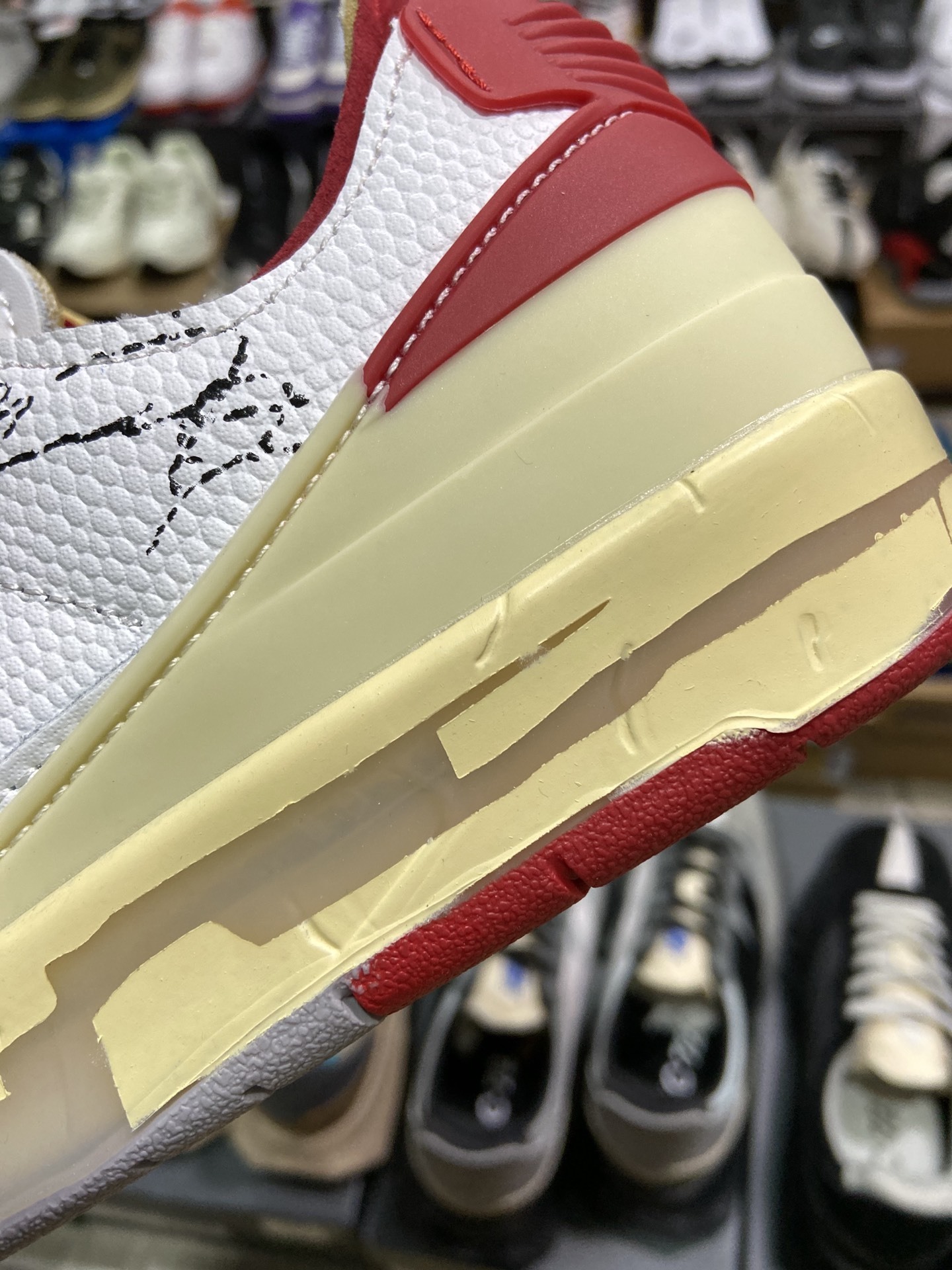 Off white jordan low deals