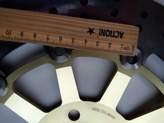 Диск тормозной передний на Kawasaki ZX7R NINJA, ZRX R / ZRX S / ZRX, золотой