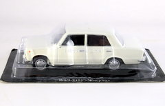 VAZ-2101 Lada white 1:43 DeAgostini Auto Legends USSR #25