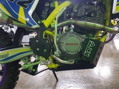 Пластиковая защита KTZ для мотоцикла  MOTOLAND XT250 ST (172FMM) 2023