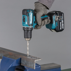 Аккумуляторная дрель-шуруповерт Makita DDF485RAJ