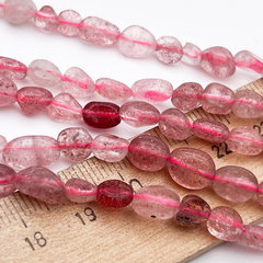 Кварц "Клубничный" бусины, галтовка, размер около 5-8 мм, цена за нить 39 см