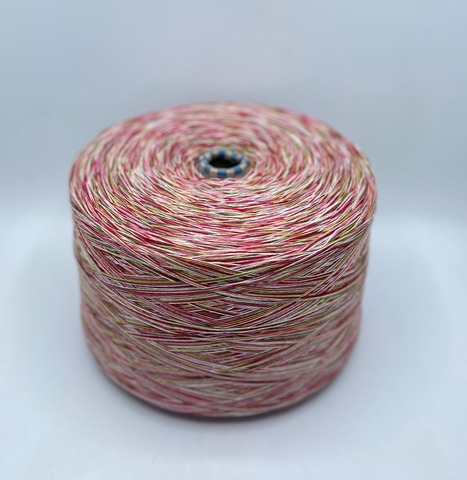 Авторская смотка (пр.Италия) 252м/100гр, Шерсть/Полиамид/Вискоза/Кашемир/Остальный волокна/Меринос, цвет-Лилия, арт.36482