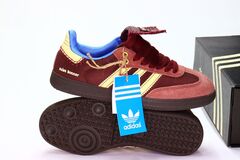 Кроссовки нат. Кожа (36-41)р. / шт. A223-1355