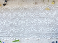 Кружево стрейч, ш. 21,3 см.