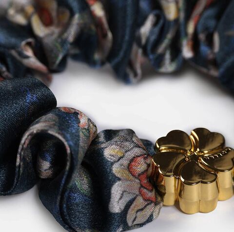 Резинка для волос Mollen Лазоревый цветок темно-бирюзовая