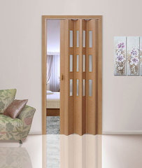 Двери гармошка с витражами