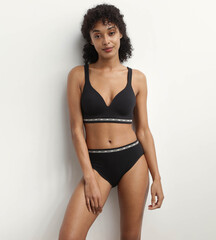 Бесшовный бюстгальтер с формованными чашками без косточек DIM 0DCP_Черный