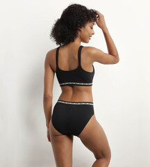 Бесшовный бюстгальтер с формованными чашками без косточек DIM 0DCP_Черный