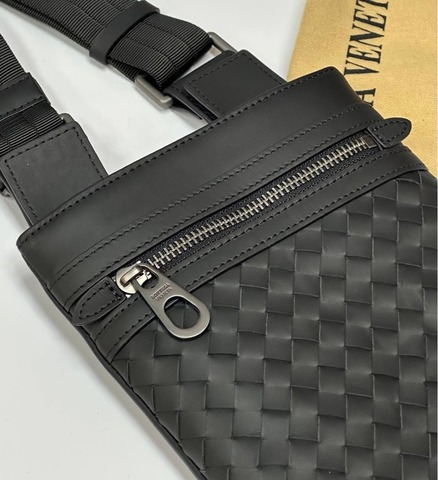 Сумка кросс-боди Bottega Veneta